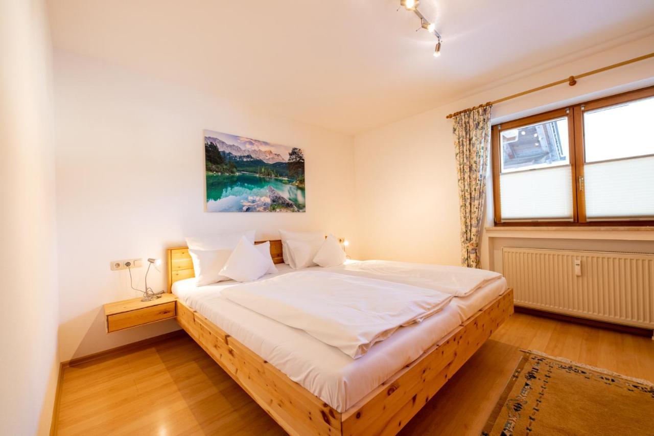 Bernadein Apartment Гармиш-Партенкирхен Екстериор снимка