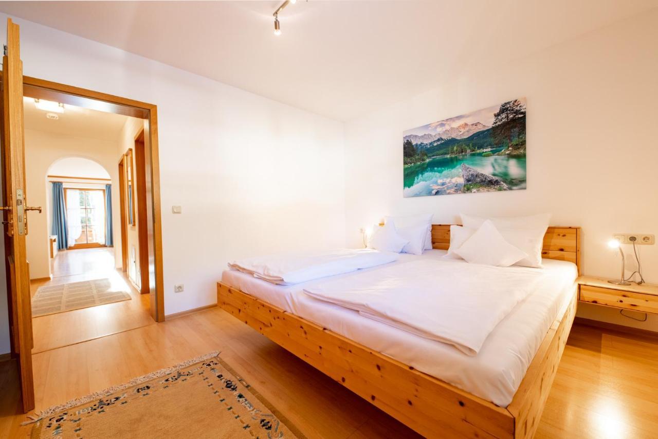 Bernadein Apartment Гармиш-Партенкирхен Екстериор снимка
